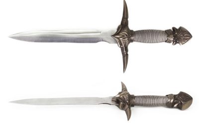 Find the Perfect Gift with Custom Auto Knives For Sale for Outdoor Enthusiasts